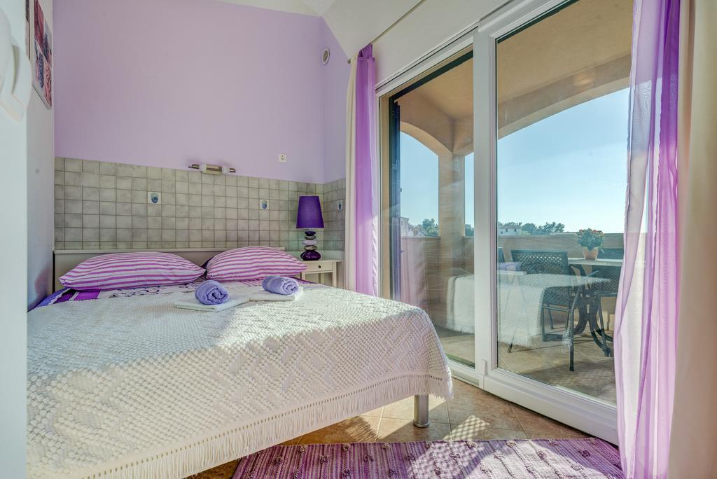 Holiday Home Mirna Vala Sevid Dış mekan fotoğraf