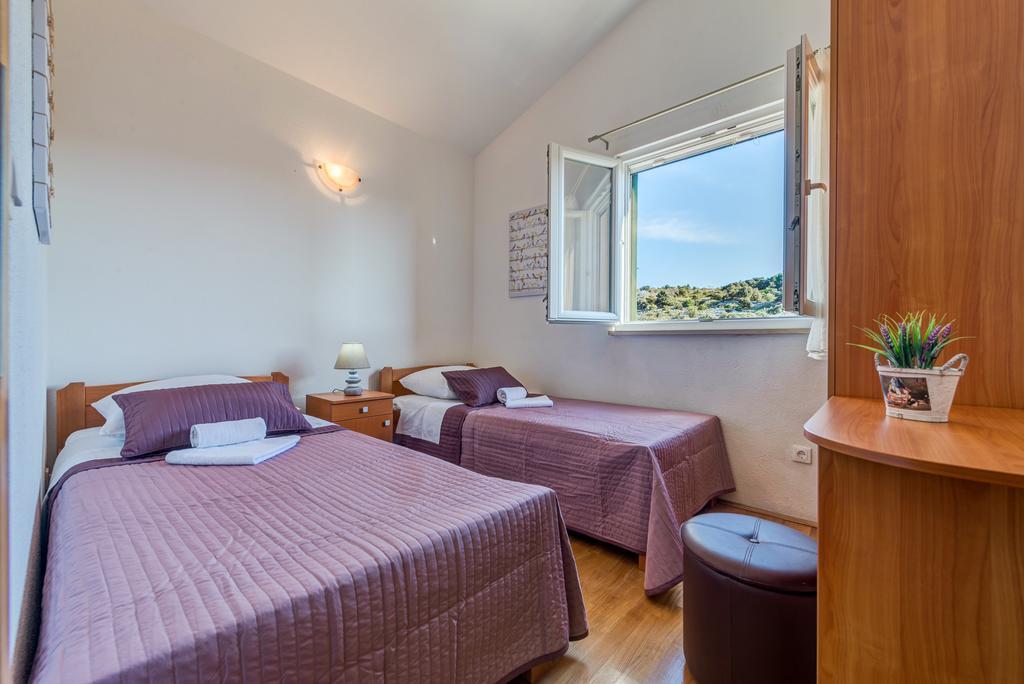 Holiday Home Mirna Vala Sevid Dış mekan fotoğraf