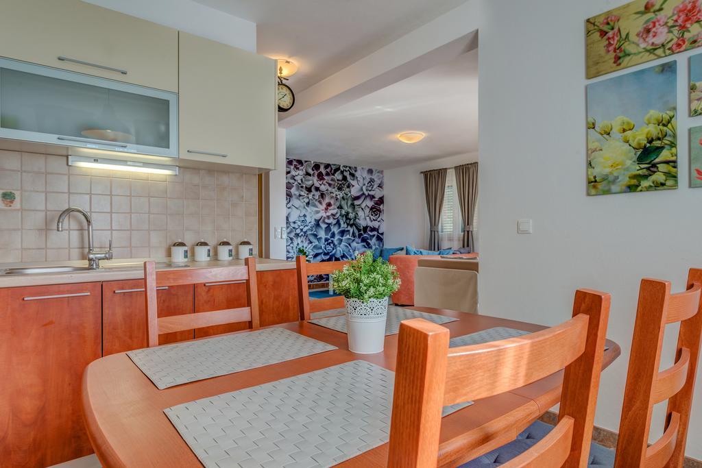 Holiday Home Mirna Vala Sevid Dış mekan fotoğraf