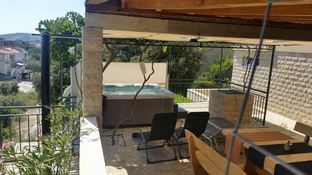 Holiday Home Mirna Vala Sevid Dış mekan fotoğraf
