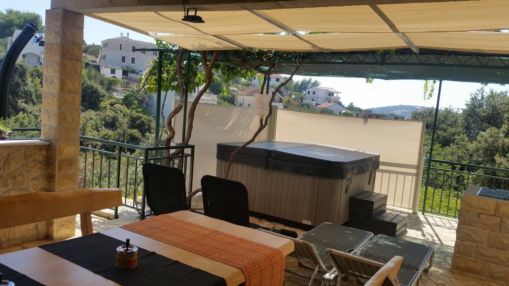 Holiday Home Mirna Vala Sevid Dış mekan fotoğraf