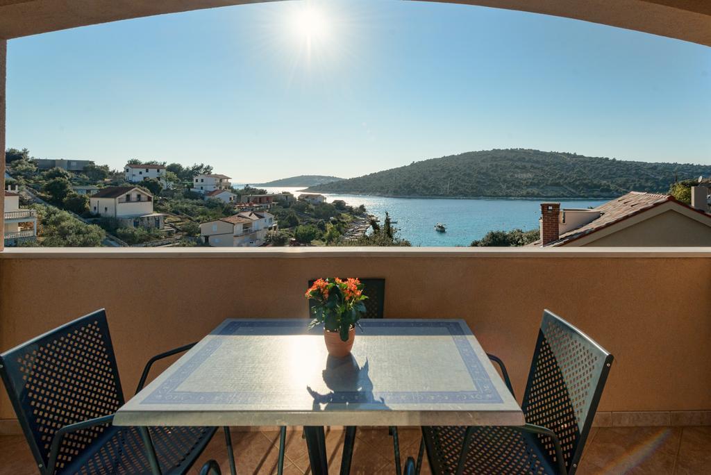 Holiday Home Mirna Vala Sevid Dış mekan fotoğraf