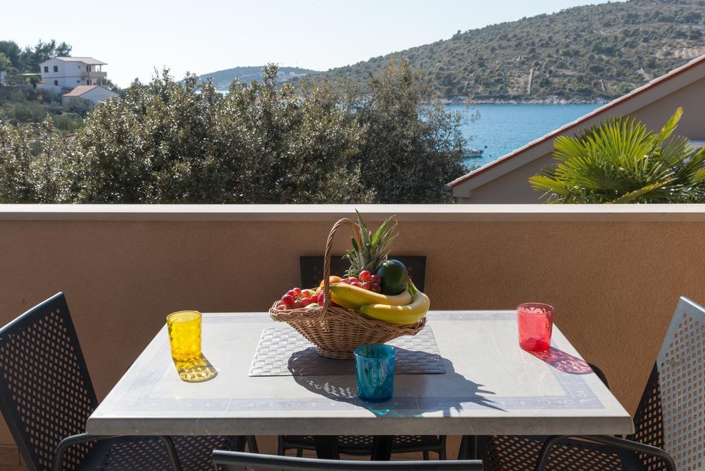 Holiday Home Mirna Vala Sevid Dış mekan fotoğraf