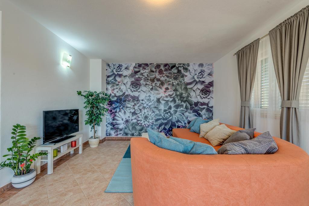 Holiday Home Mirna Vala Sevid Dış mekan fotoğraf