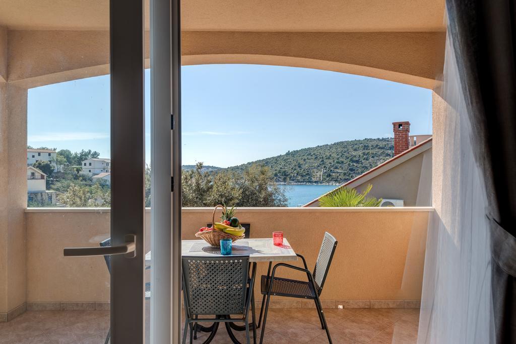 Holiday Home Mirna Vala Sevid Dış mekan fotoğraf